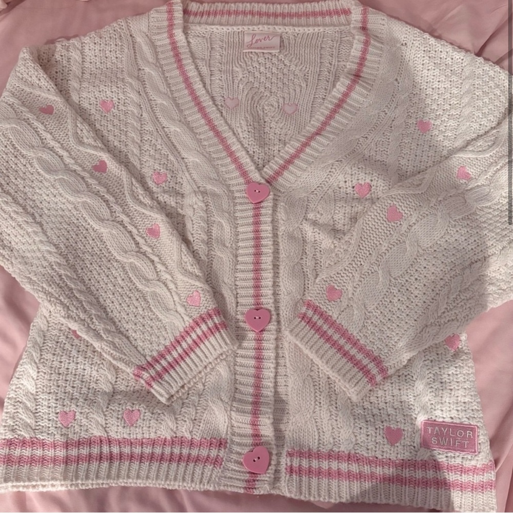 Taylor Swift Lover Cardigan - Cream and Pink Heart Sweater - XL 2XL - Picture 3 of 5